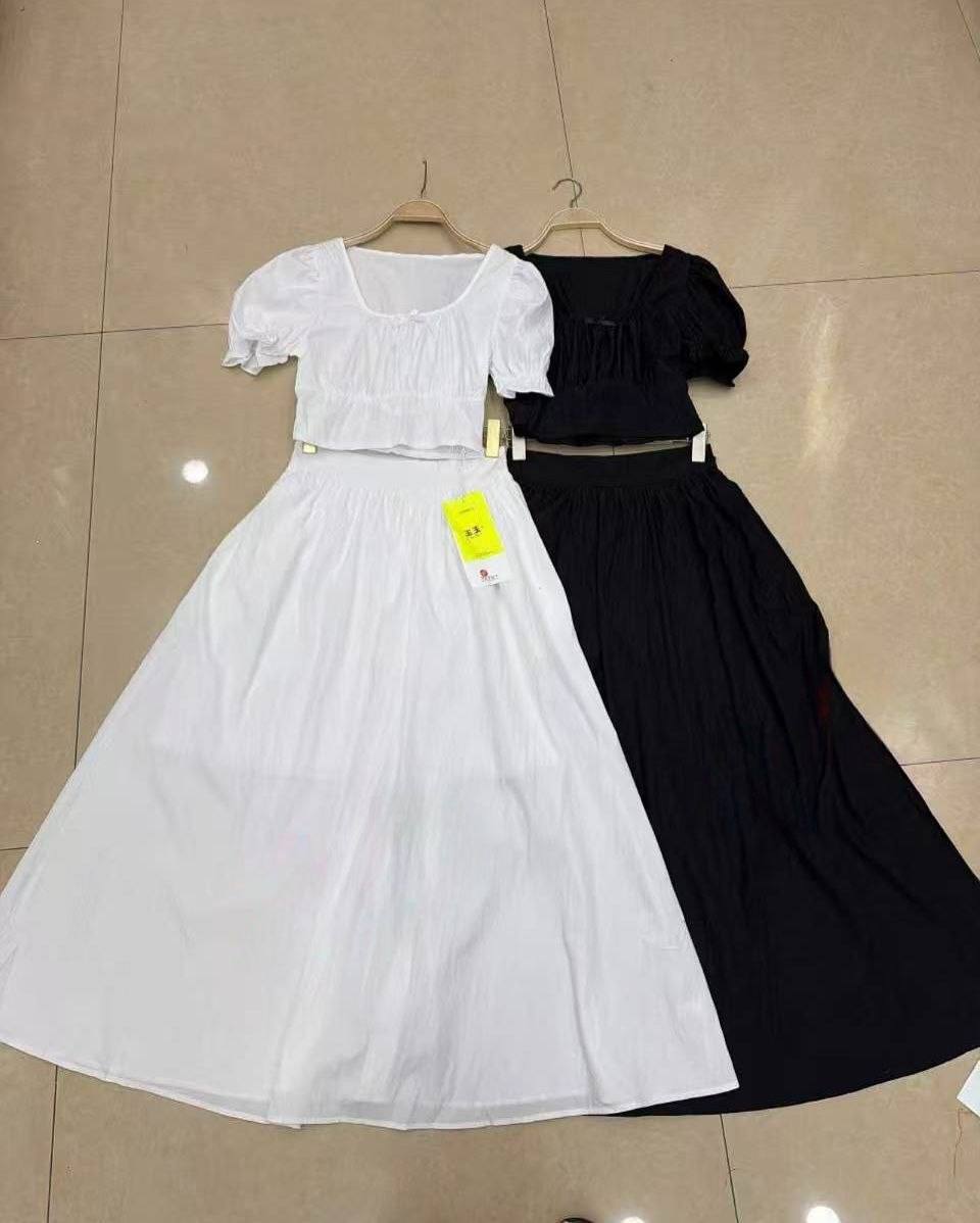 ست کراپ و دامن ساده