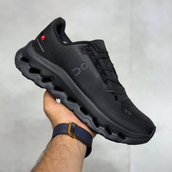 آن رانینگ کیو سی ‌QC On Running – CloudTec Phase 250