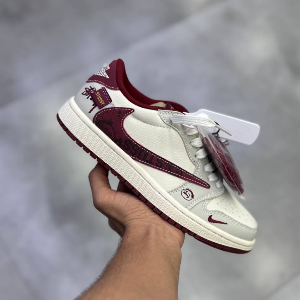 جردن 1 ترویس اسکات Nike Air Jordan 1Travis Scott 10262