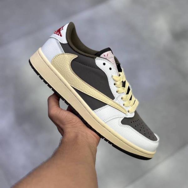 جردن 1 ترویس اسکات موکا Nike Air Jordan 1Travis Scott Mocha 10261