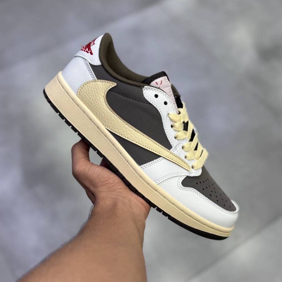 جردن 1 ترویس اسکات موکا Nike Air Jordan 1Travis Scott Mocha 10261
