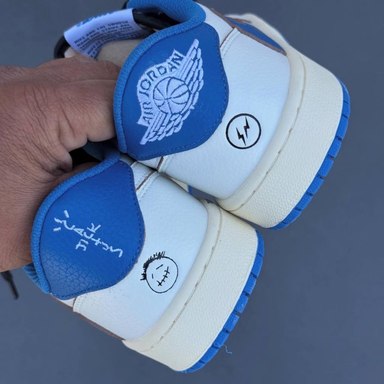 جردن 1 ترویس اسکات Nike Air Jordan 1Travis Scott 278