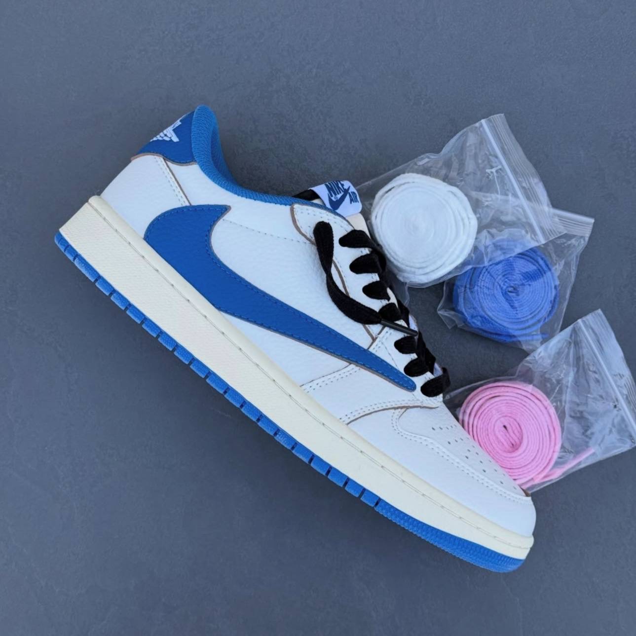 جردن 1 ترویس اسکات Nike Air Jordan 1Travis Scott 278