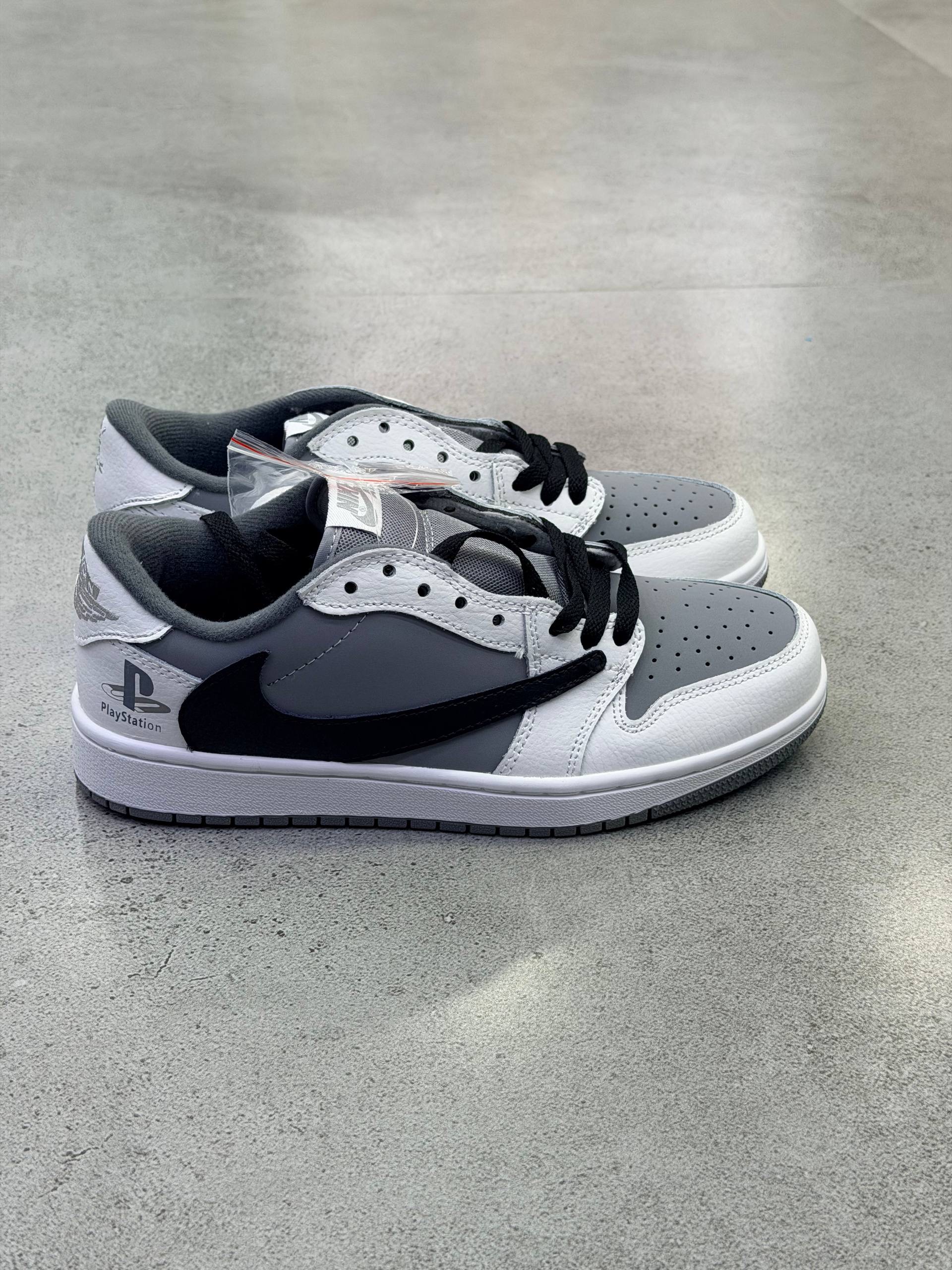 جردن 1 ترویس اسکات پلی استیشنی Nike Air Jordan 1Travis Scott 257