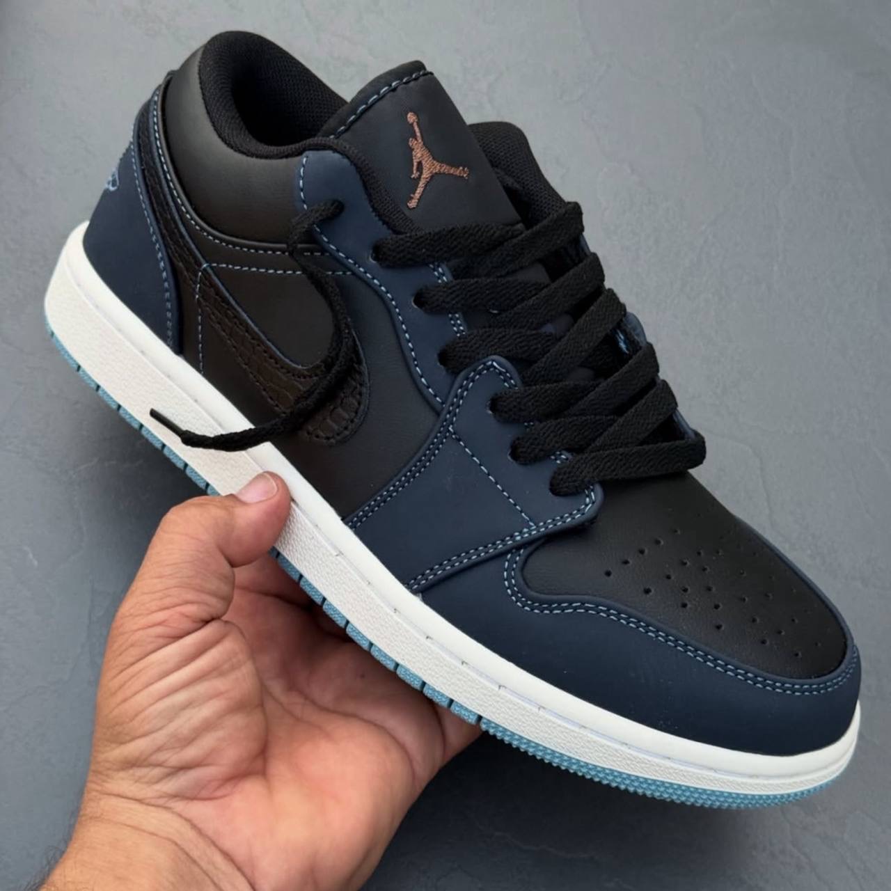 نایک ایر جردن وان Nike Air Jordan One  10264