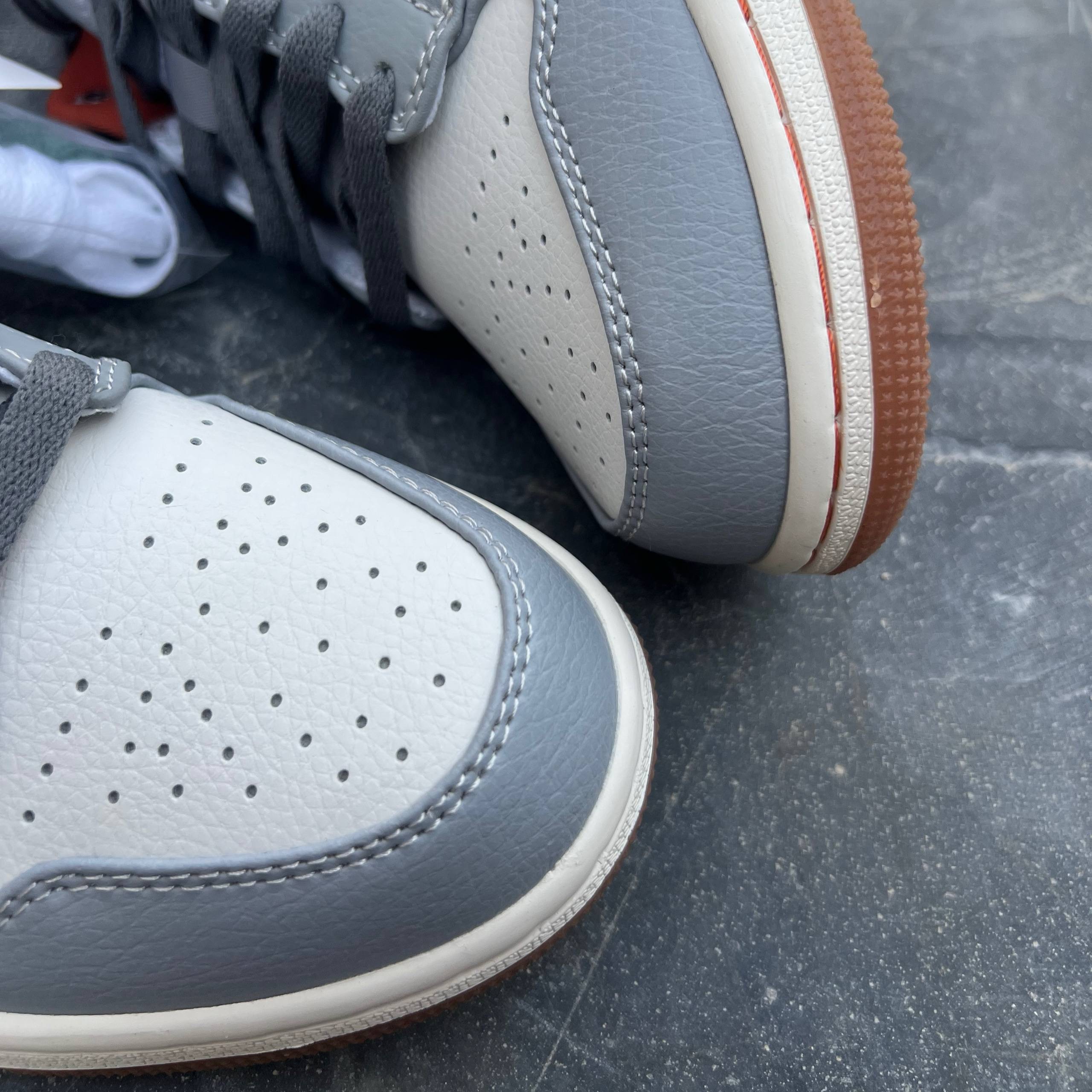 نایک ایر جردن وان Nike Air Jordan 1 270