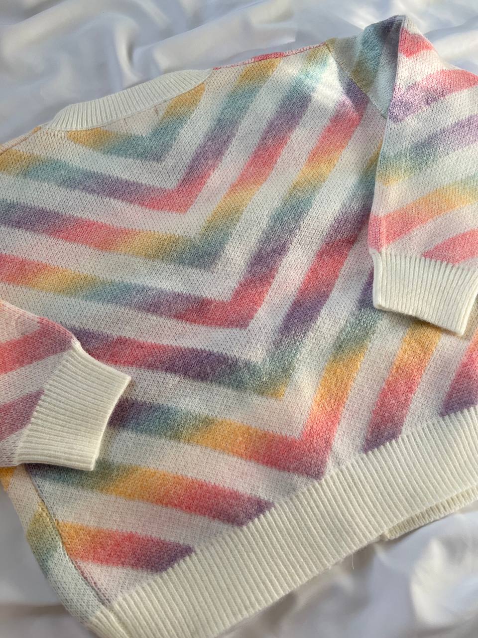 ژاکت بافت رنگین کمانی