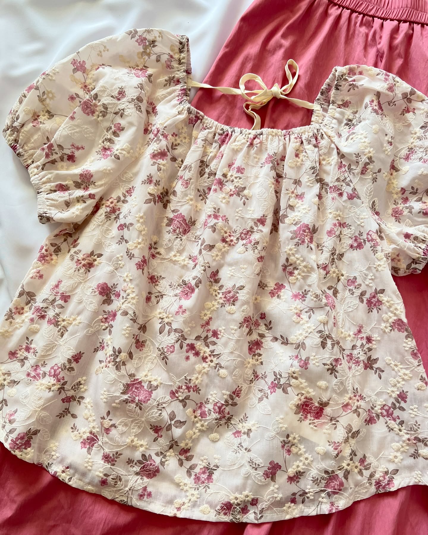 ست دو تیکه شومیز خامه دوزی و دامن نخی