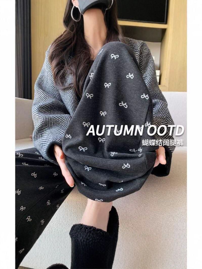 شلوار پاپیونی داخل‌ مخمل