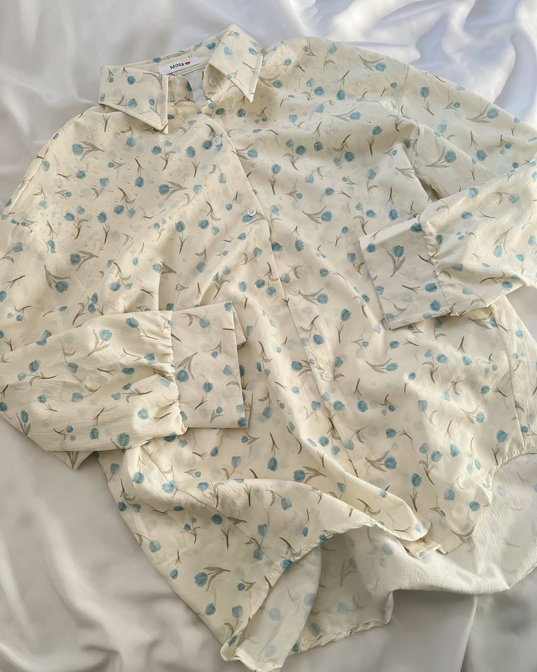 شومیز نخی نگین کار شده شاین دار