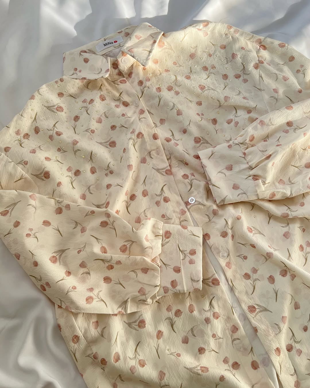 شومیز نخی نگین کار شده شاین دار