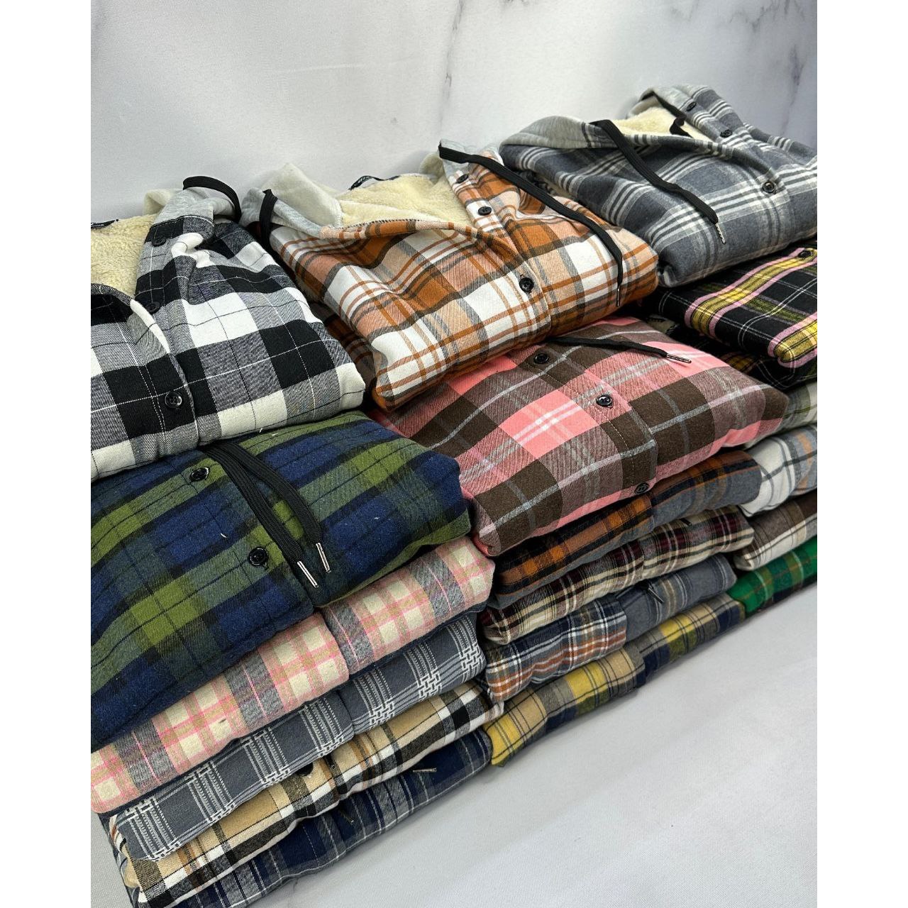 شکت چهارخونه داخل خز کلاه دار