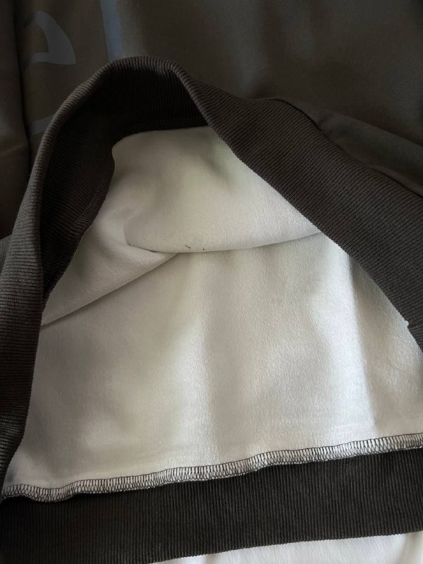 هودی داخل مخمل