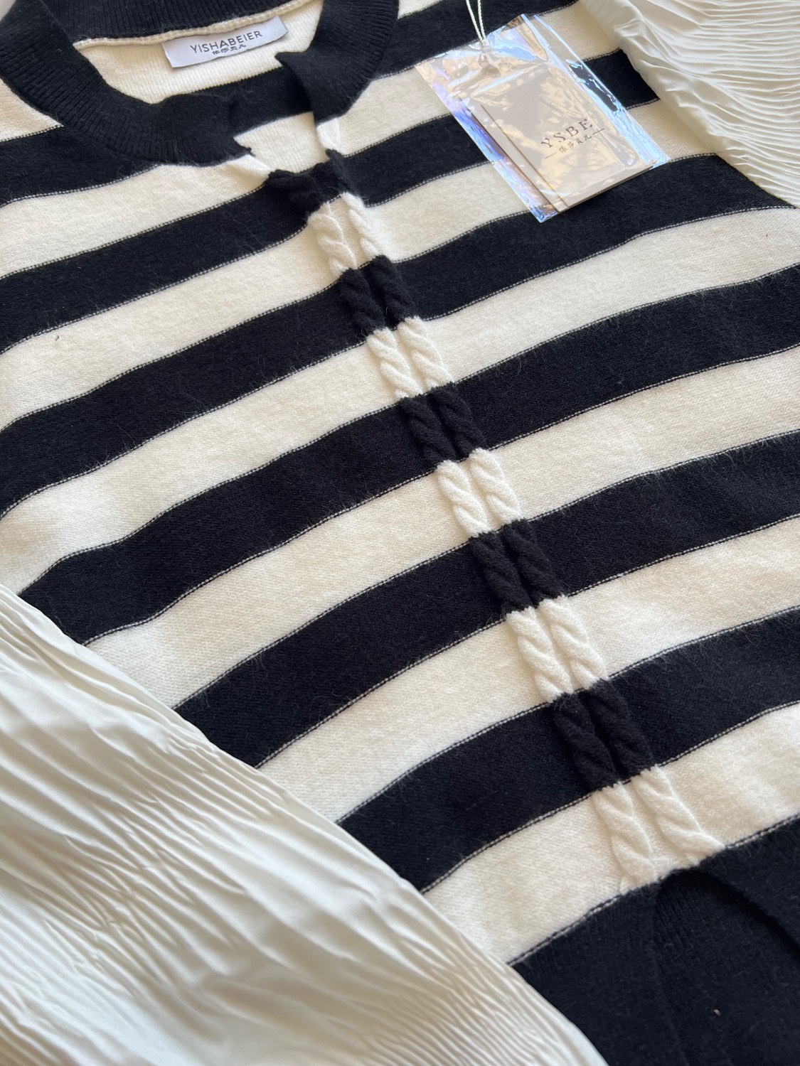 بلوز بافت آستین توری