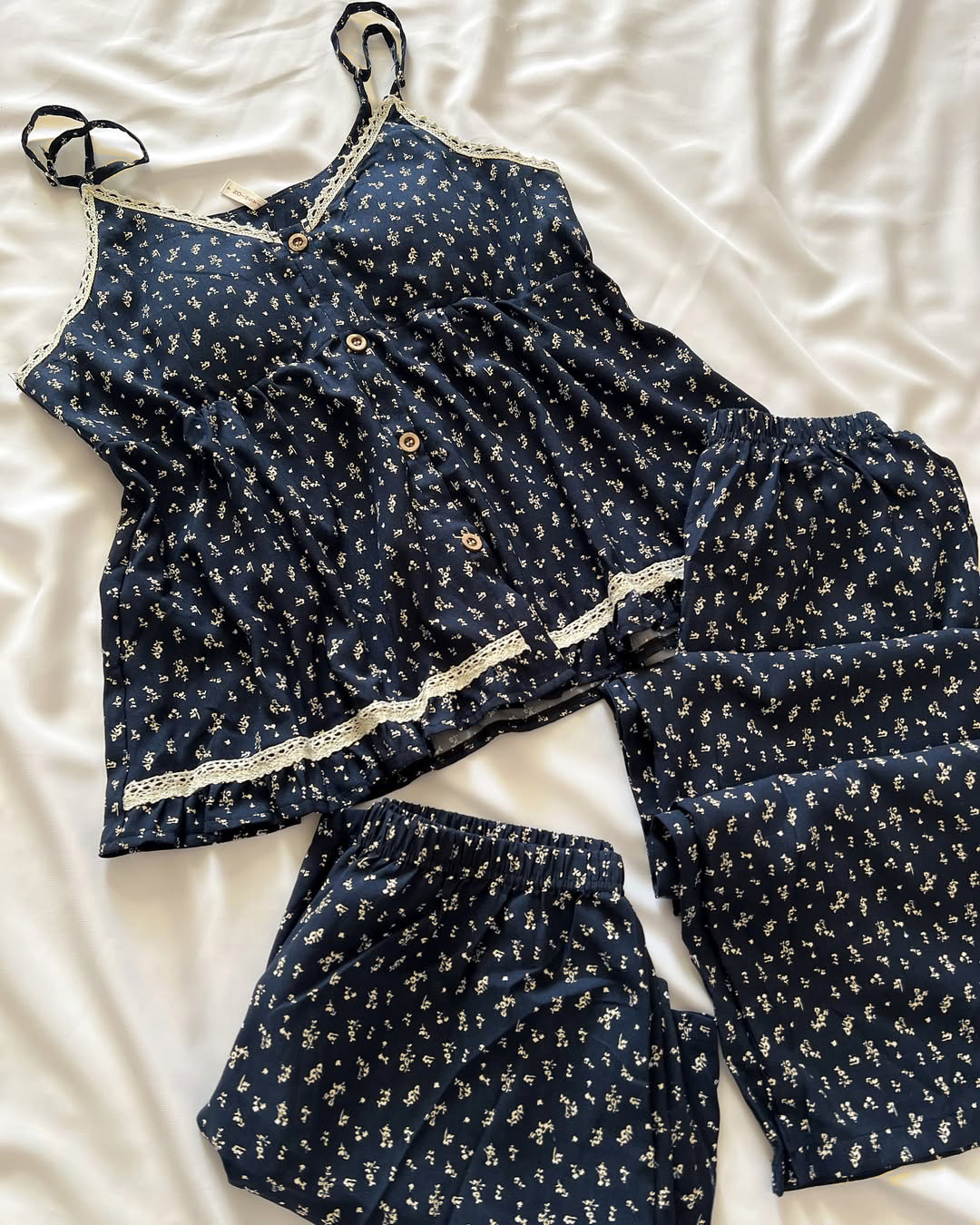 ست سه تیکه نخی فانتزی