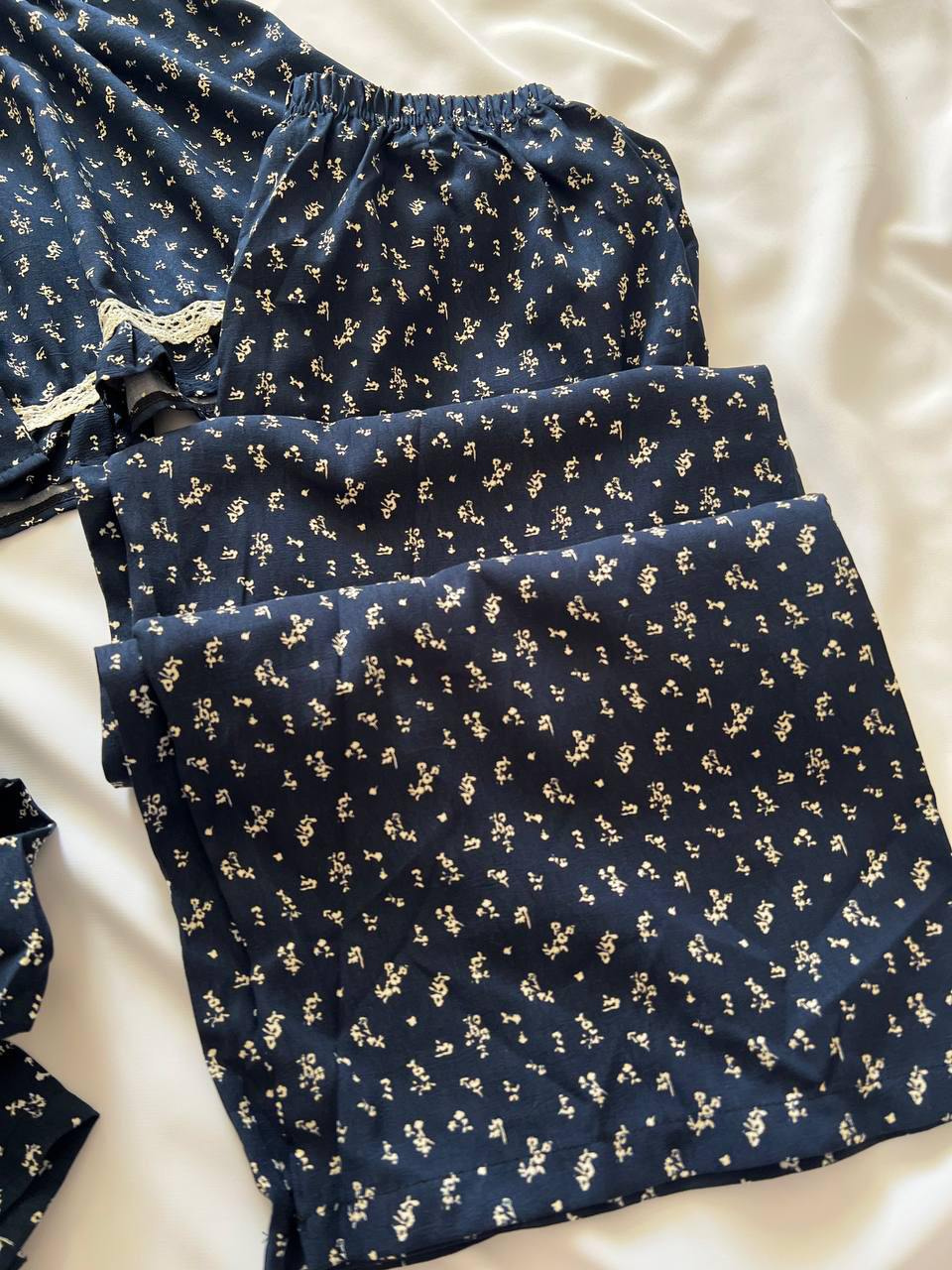 ست سه تیکه نخی فانتزی