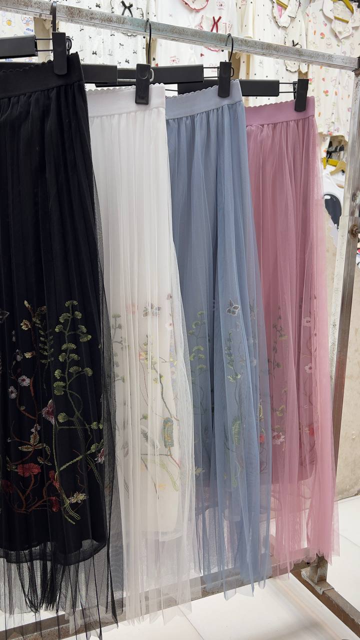 دامن توری گلدوزی