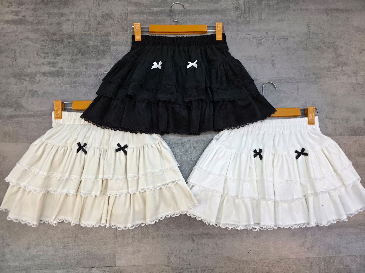 دامن کوتاه طبقه ای