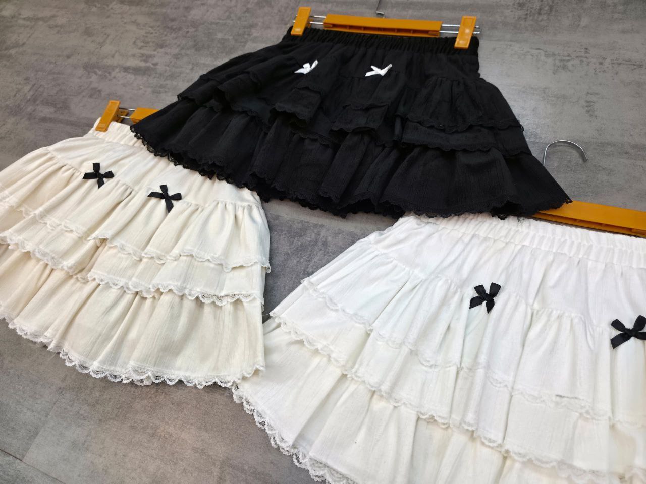 دامن کوتاه طبقه ای