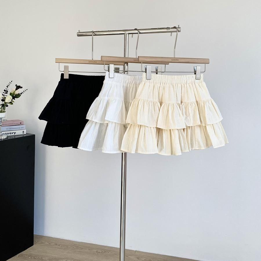 دامن کوتاه طبقه ای