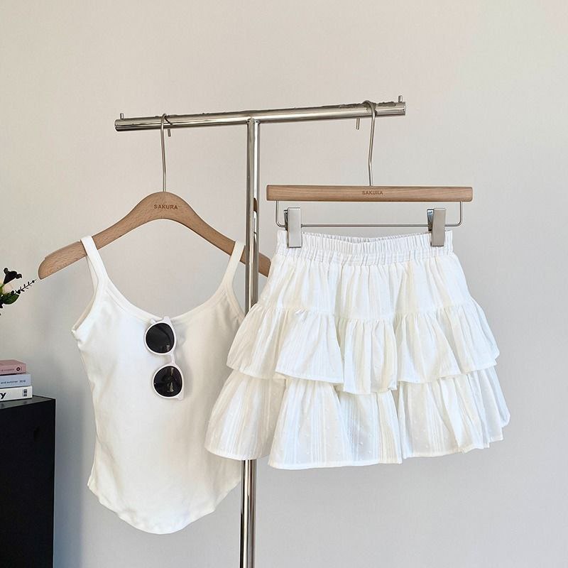 دامن کوتاه طبقه ای