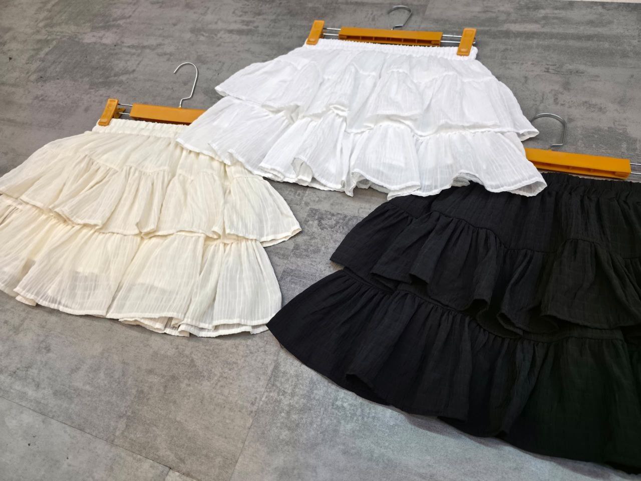 دامن کوتاه طبقه ای