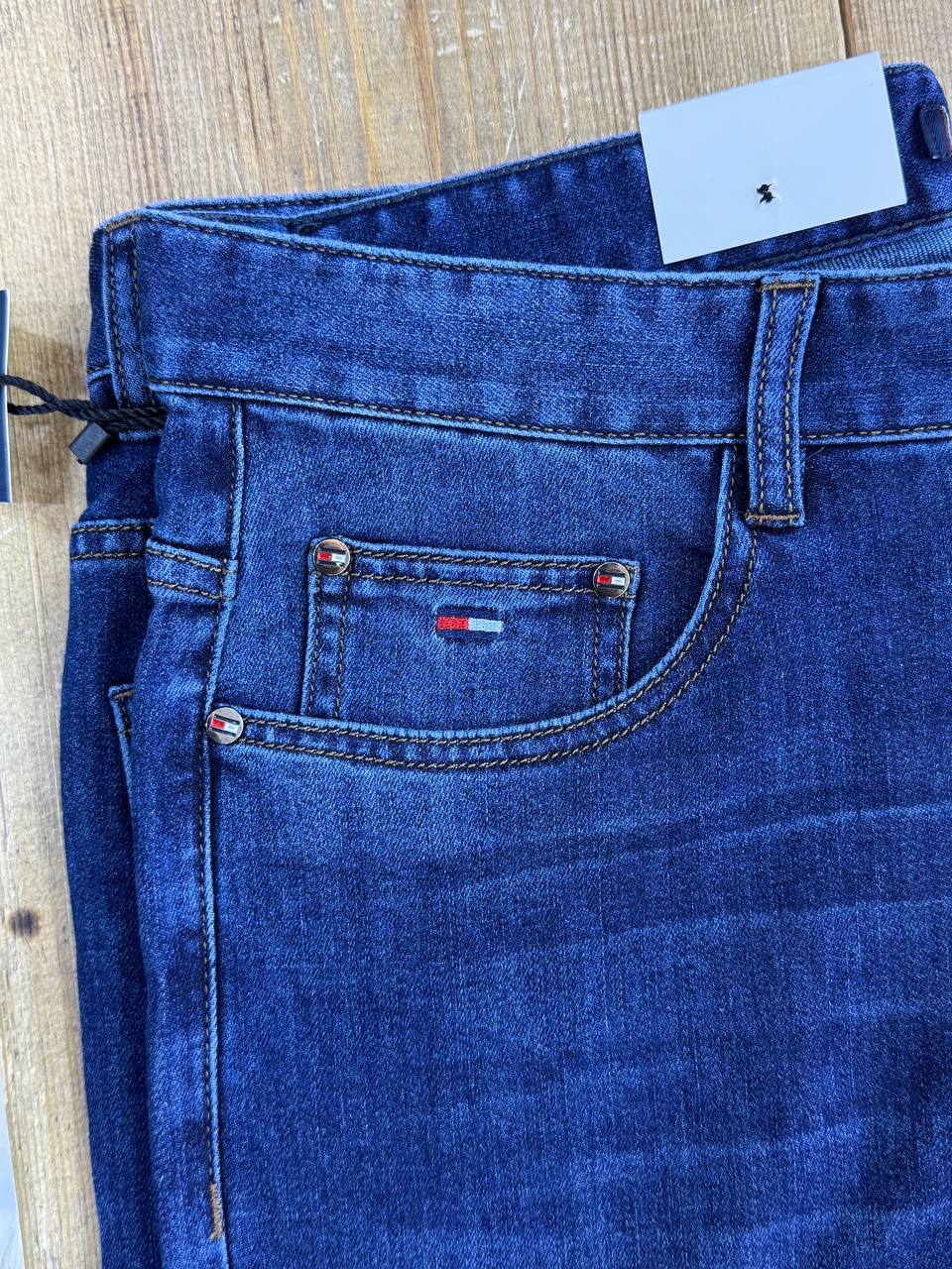 شلوار لی راسته از برند تامی  کد 8903