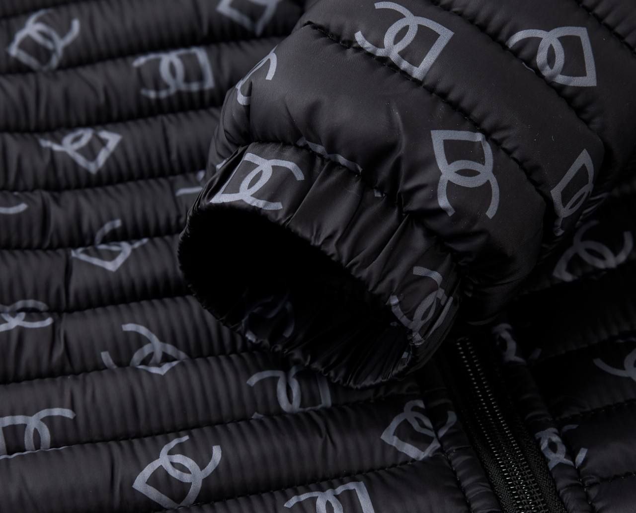 کاپشن طرح پر DCکد 082