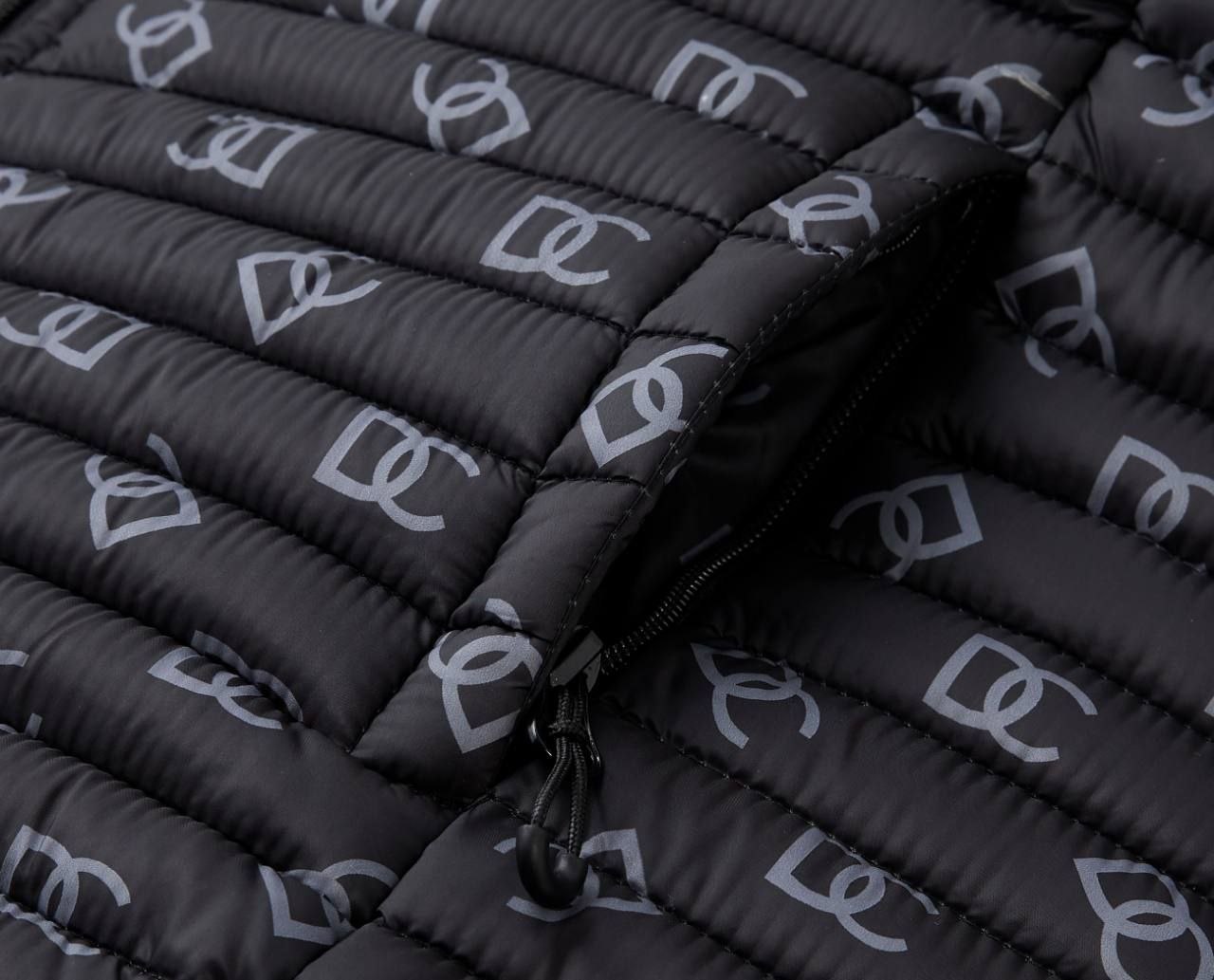 کاپشن طرح پر DCکد 082