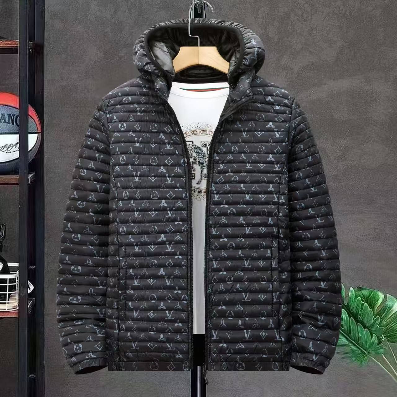 کاپشن طرح پر LV کد 077