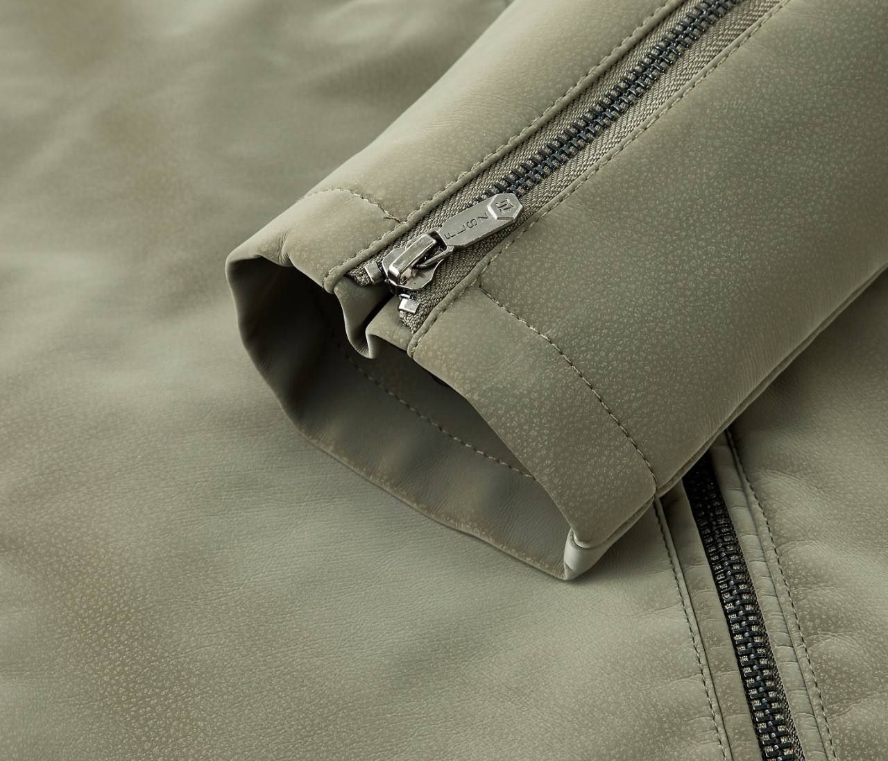 کاپشن چرم  جیر نانو  کد 2508