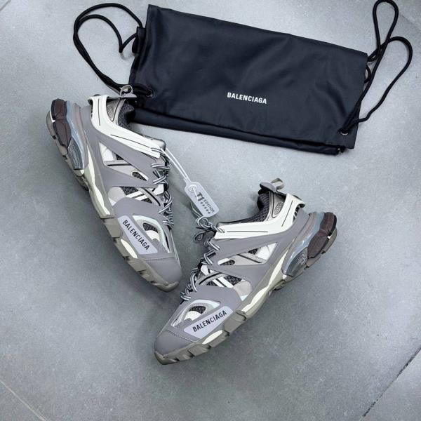 بالنسیاگا ترک  25