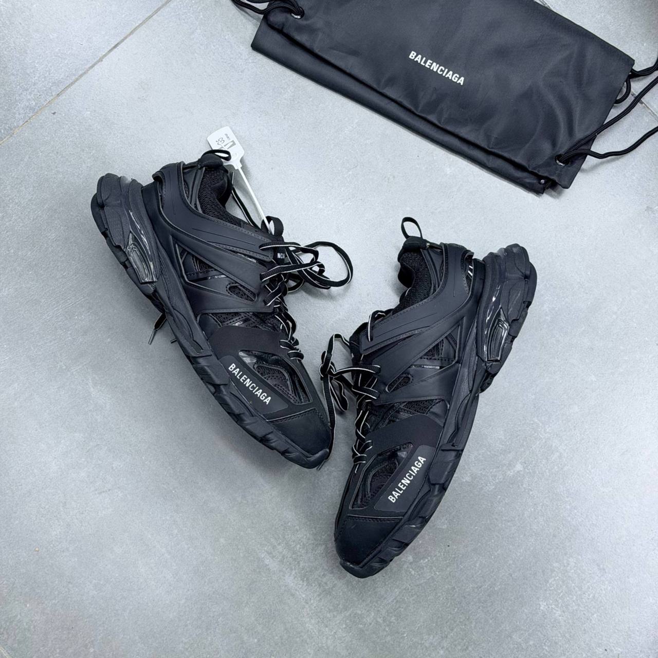 بالنسیاگا ترک مشکی 24