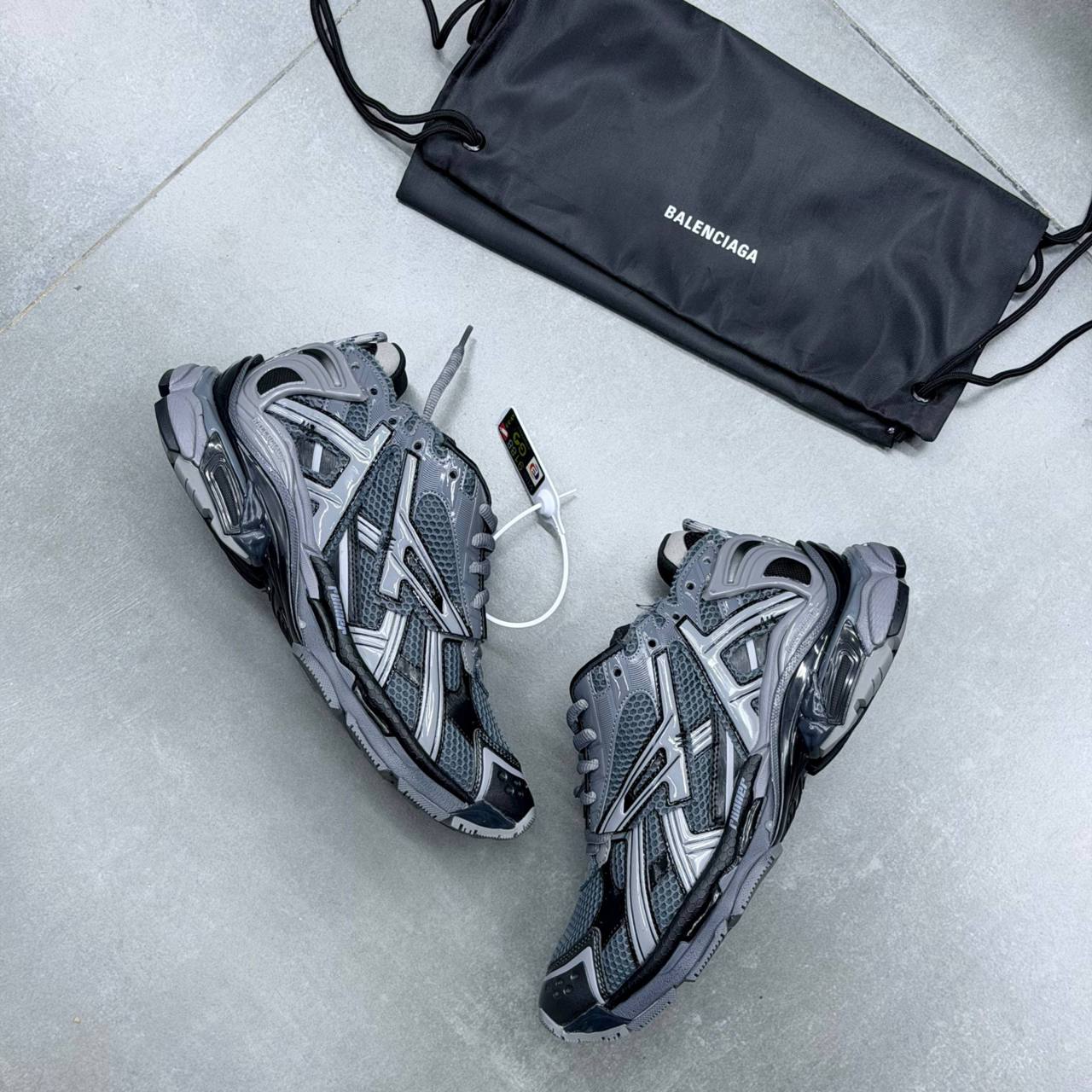 بالنسیاگا رانر 17