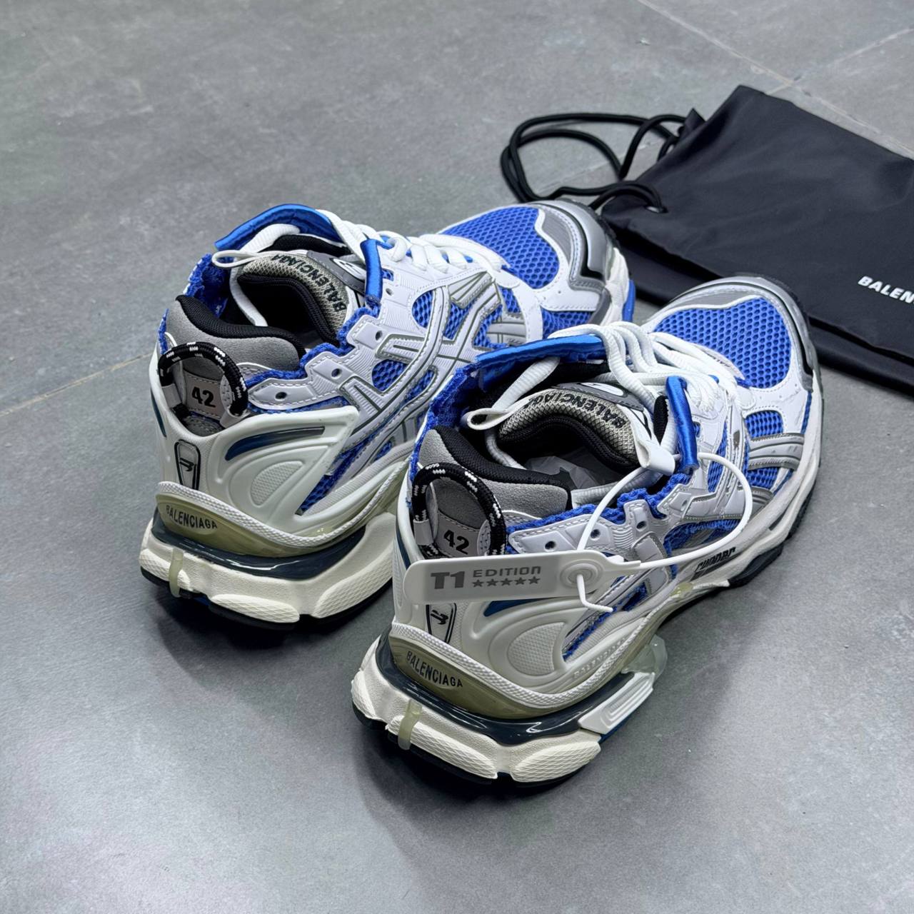 بالنسیاگا رانر سیلور