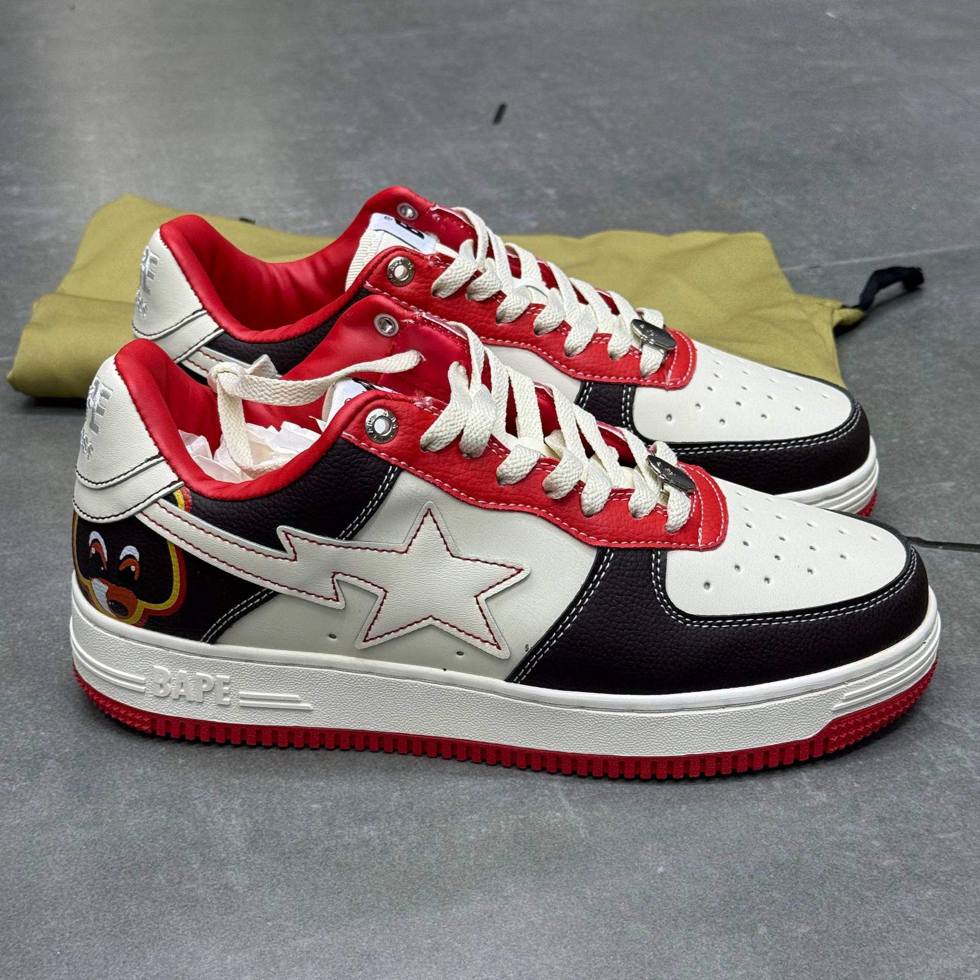 بیپ کانیه وست Bape Sta x Kanye West College Dropout