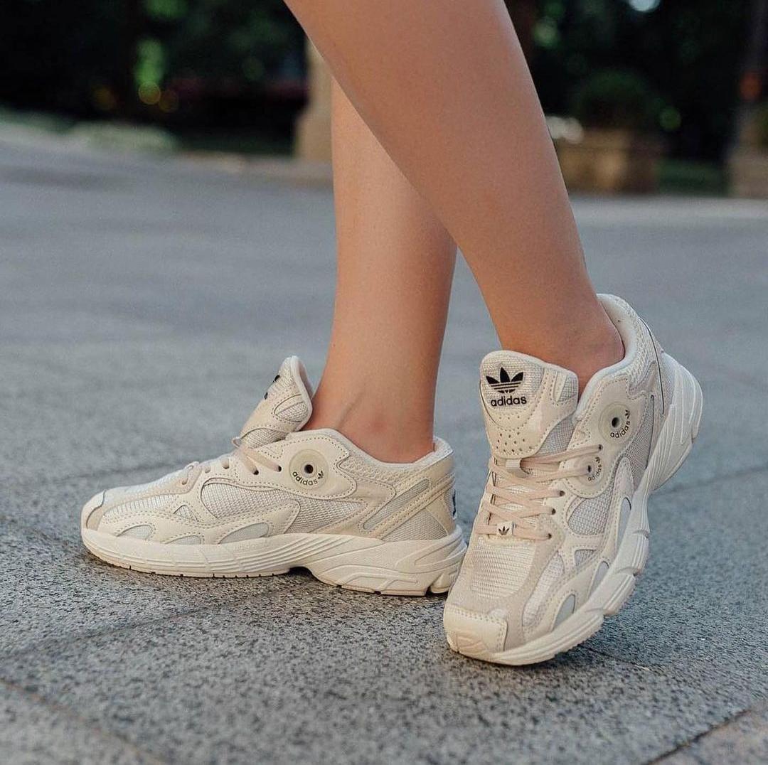 آدیداس آستیر Adidas Astir کد