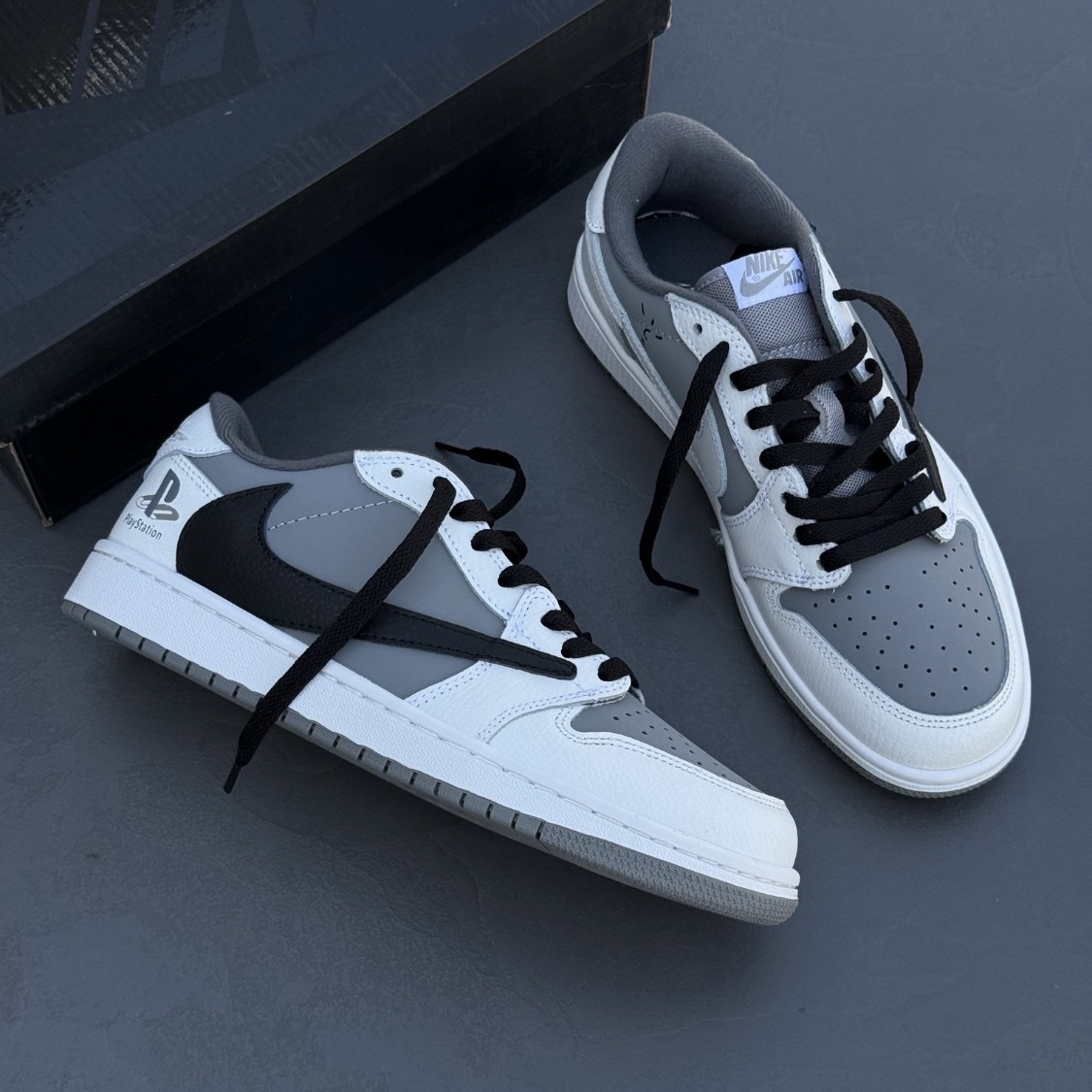 جردن 1 ترویس اسکات Nike Air Jordan 1Travis Scott 204