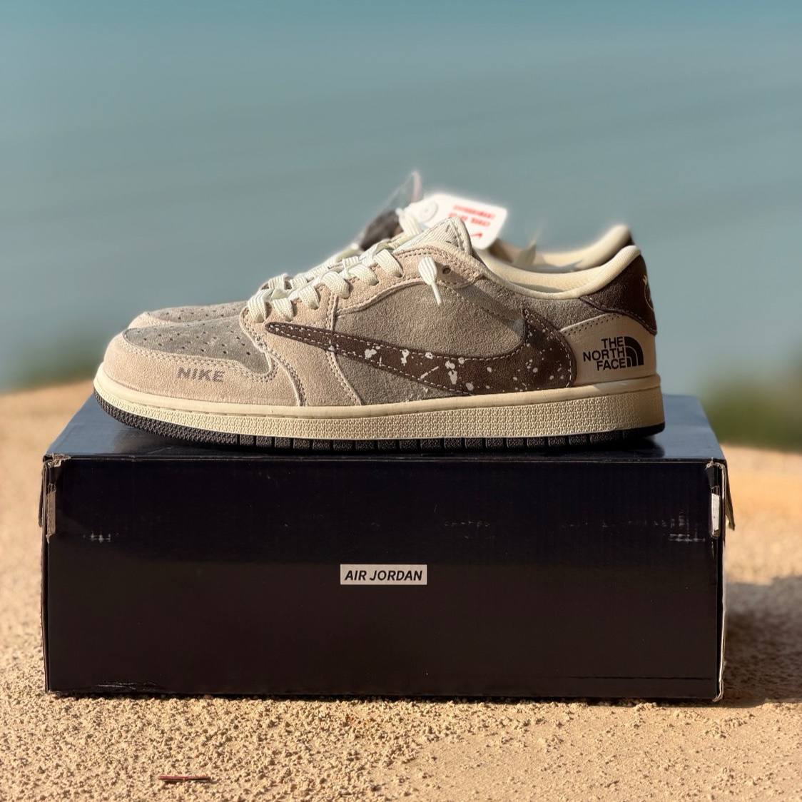 جردن 1 ترویس اسکات Nike Air Jordan 1Travis Scott 223