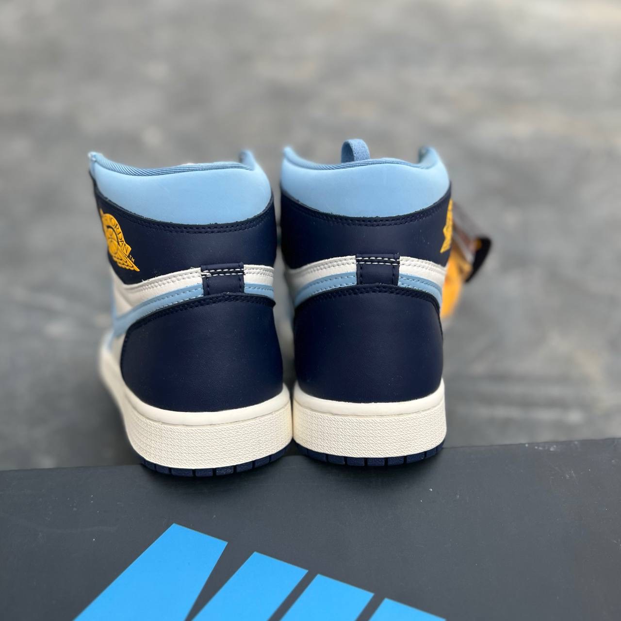 نایک ایر جردن وان Nike Air Jordan 1 239