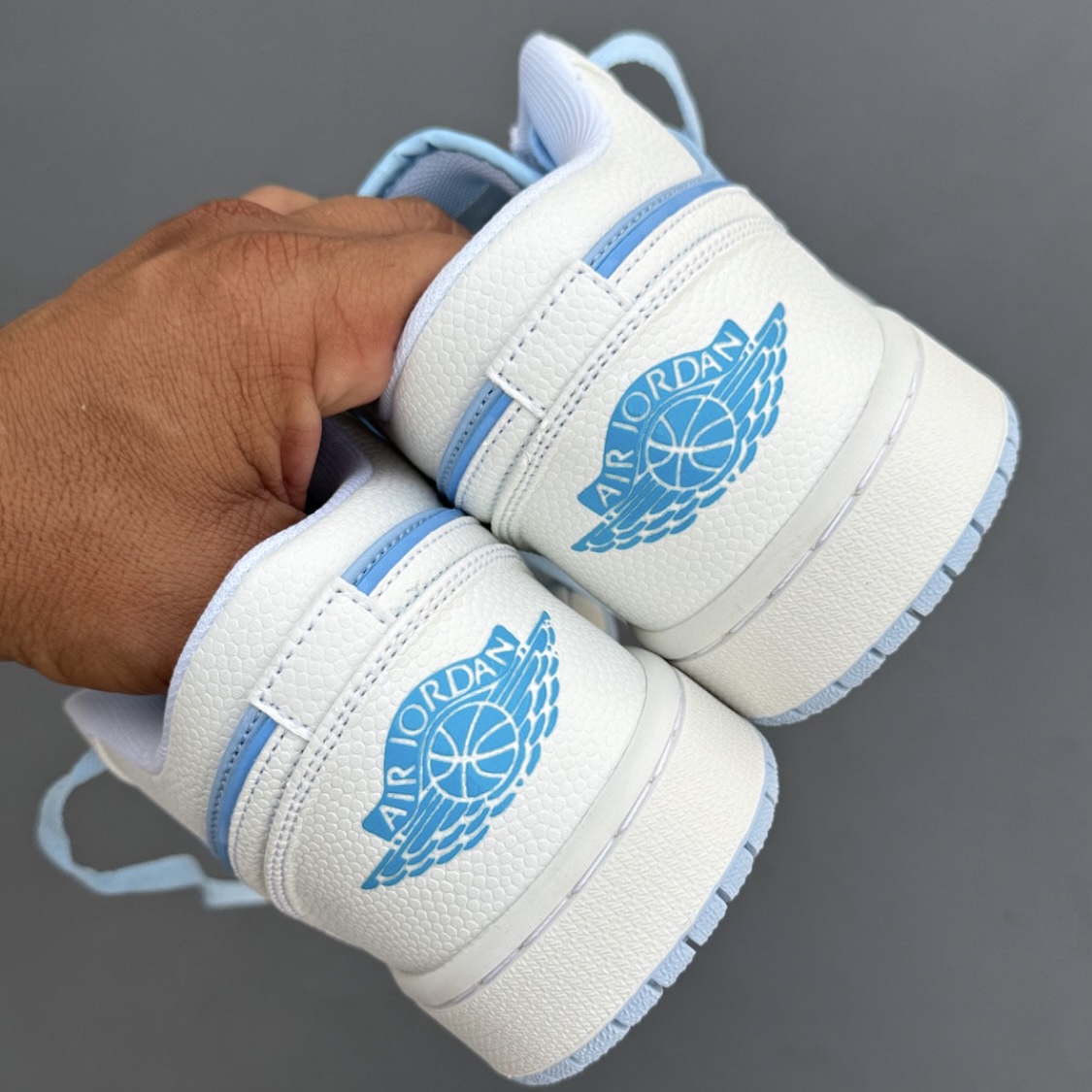 نایک ایر جردن وان ایس بلو Nike Air Jordan One 