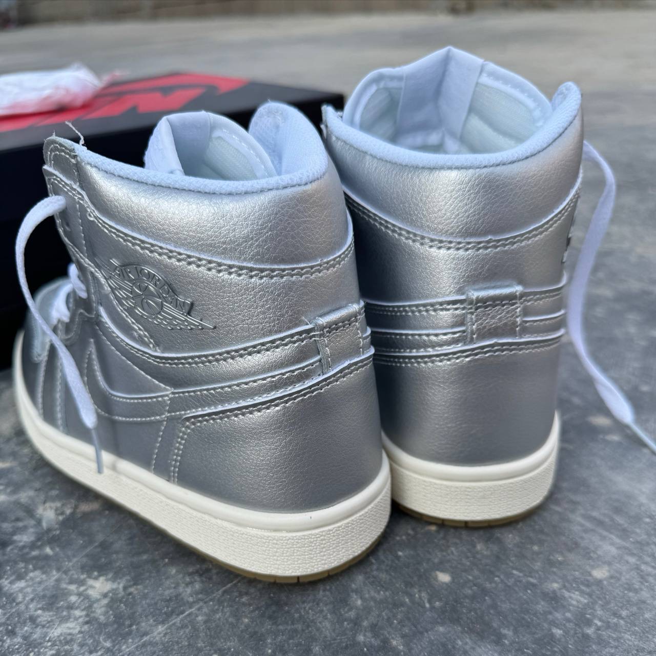 نایک ایر جردن وان سیلور Nike Air Jordan 1 235