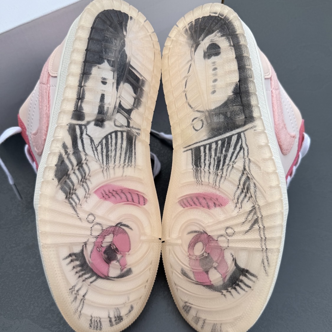نایک ایر جردن وان صورتی Nike Air Jordan One  203