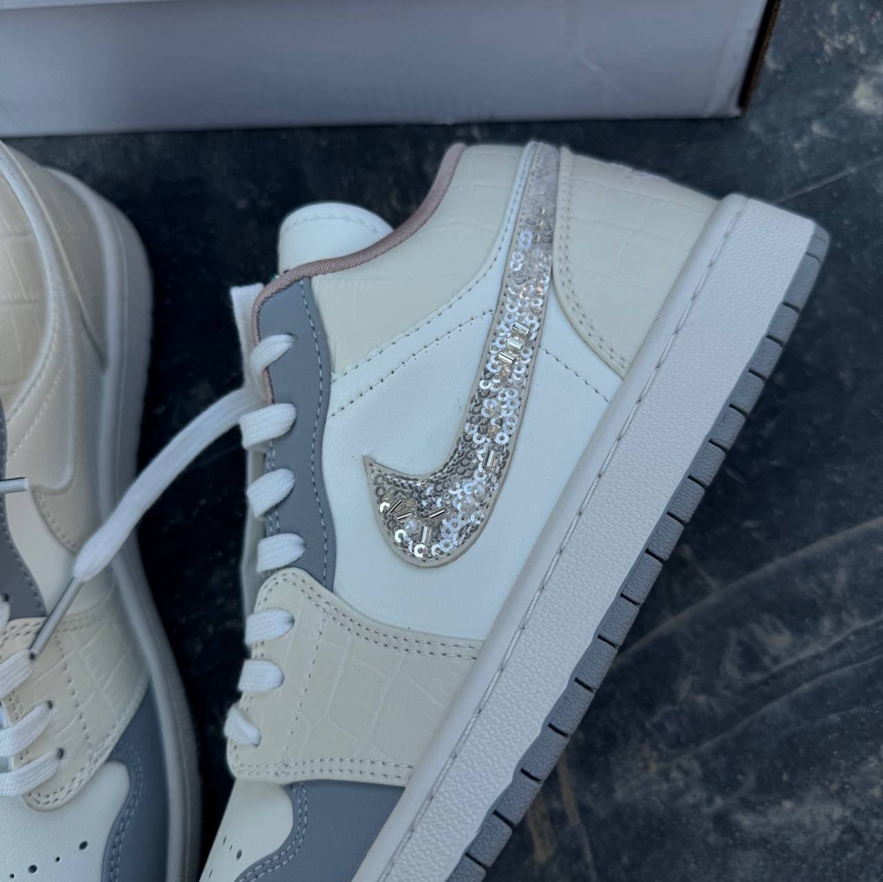 نایک ایر جردن وان لو Nike Air Jordan 1 Low