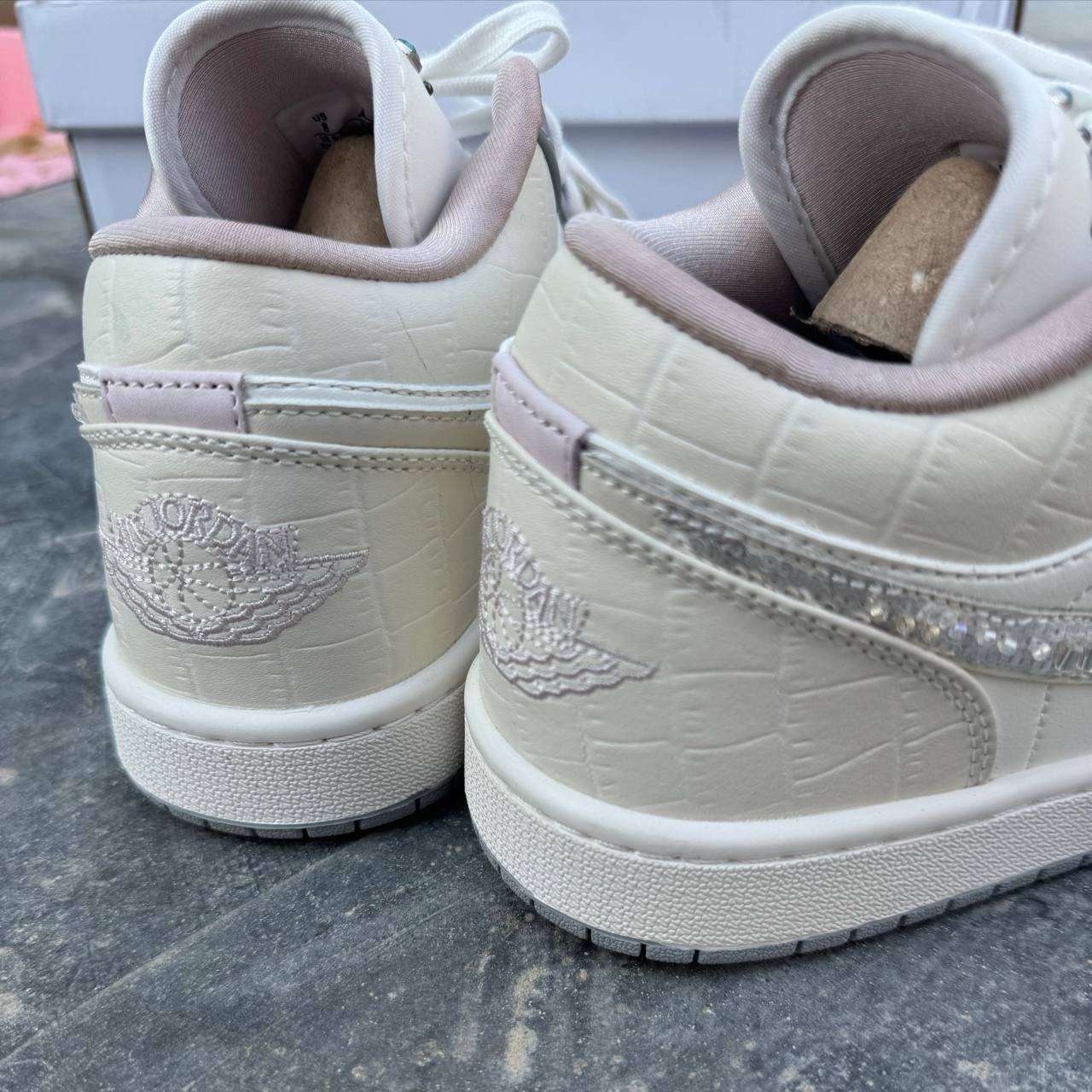 نایک ایر جردن وان لو Nike Air Jordan 1 Low