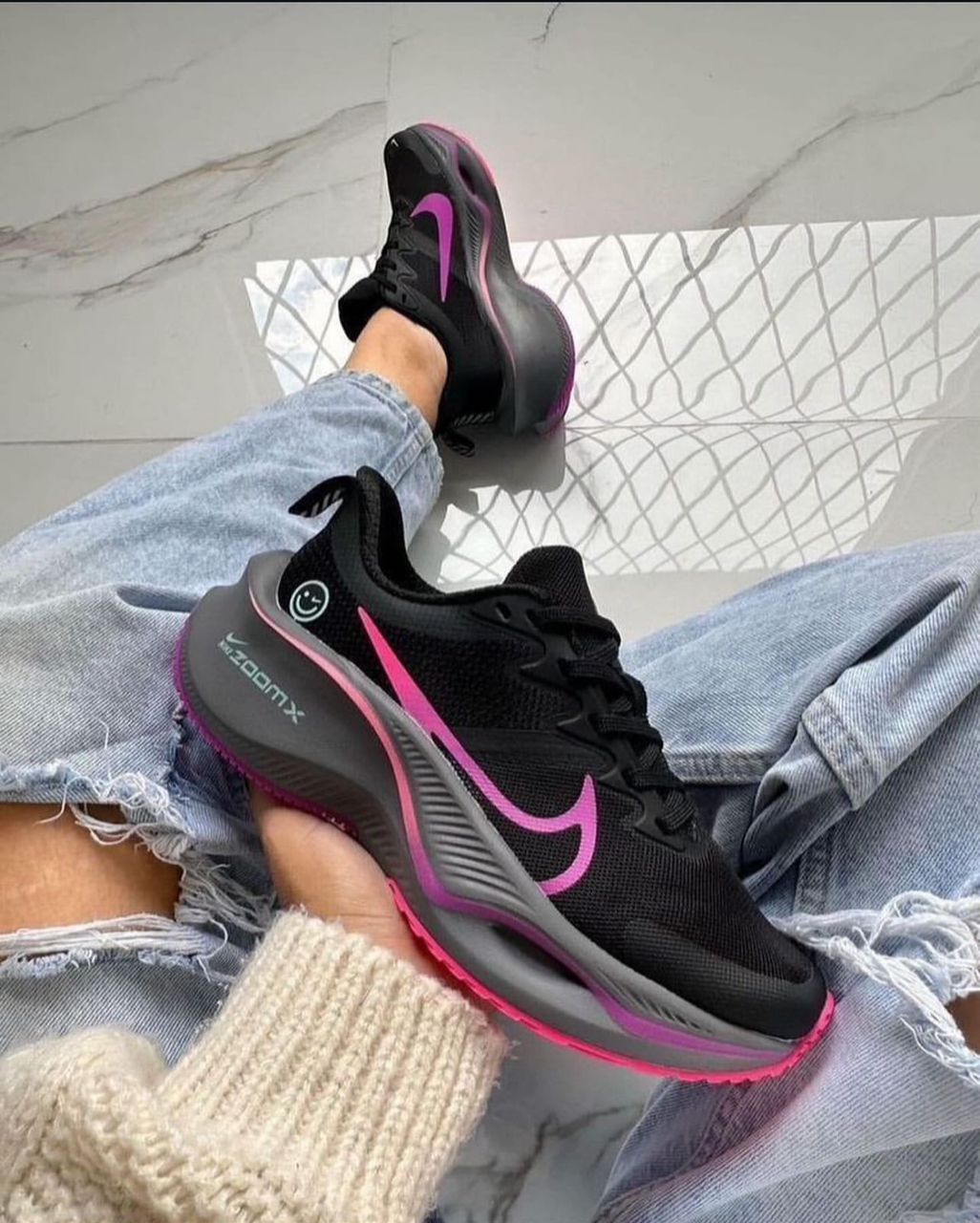 نایک لبخند 2023 کد 704