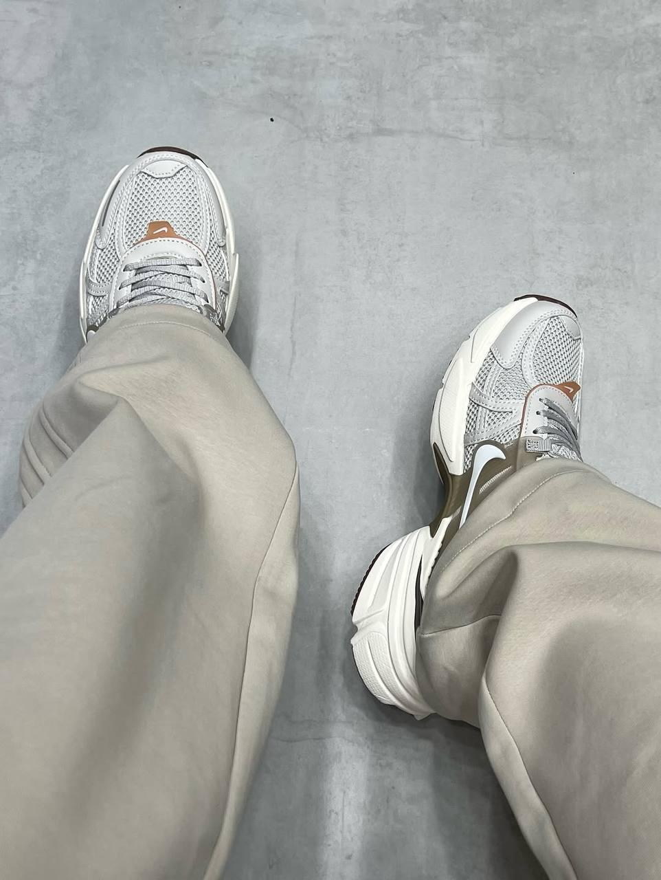  نایک وی تو کی ران Nike v2k run کد