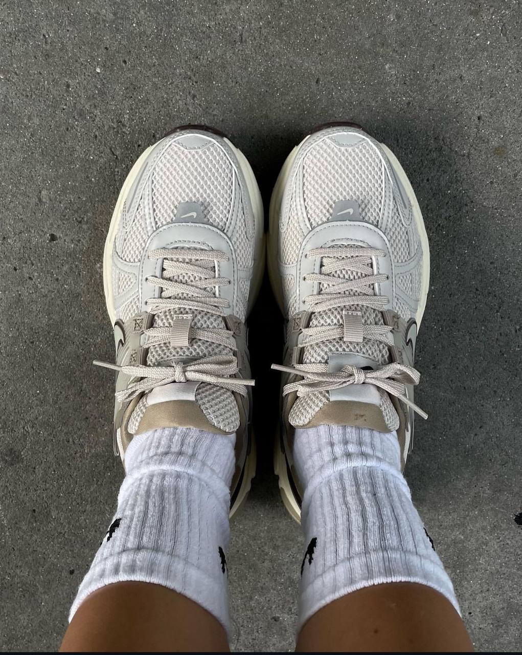  نایک وی تو کی ران Nike v2k run کد