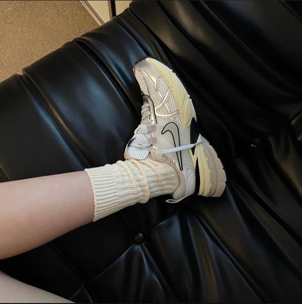  نایک وی تو کی ران Nike v2k run کد