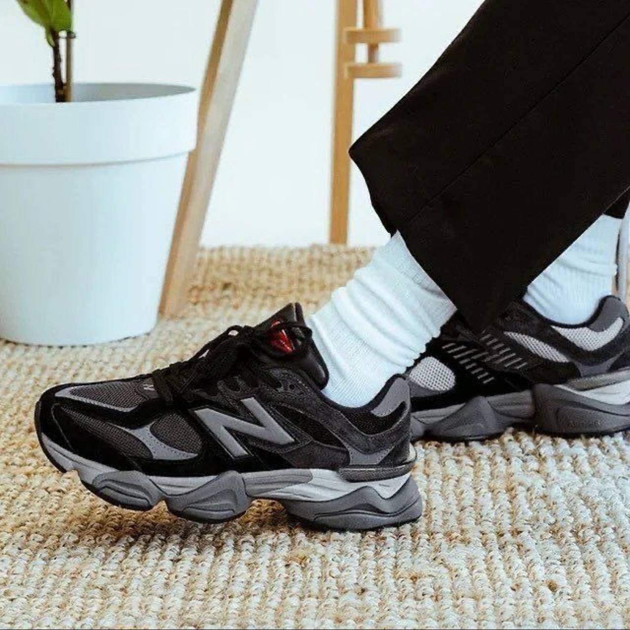 نیو بالانس ۲۰۰۲ رومی کد